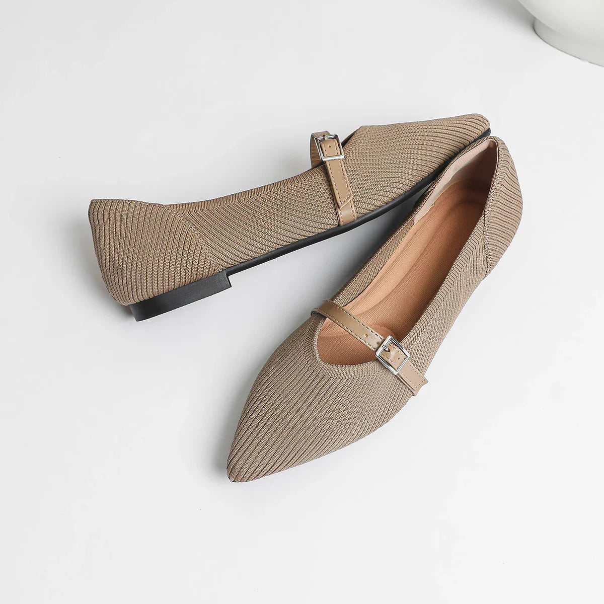 2024 Women's Flat Shoes – Pointed Toe Soft Knitted Sole, Breathable & Comfortable Spring and Autumn New Model
