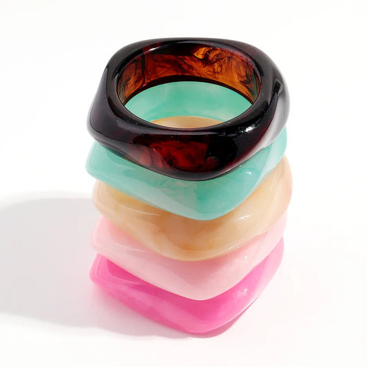 Vintage Acrylic Colorful Geometric Irregular Bangles – Trendy Resin Wide Cuff Bracelets for Women 2025