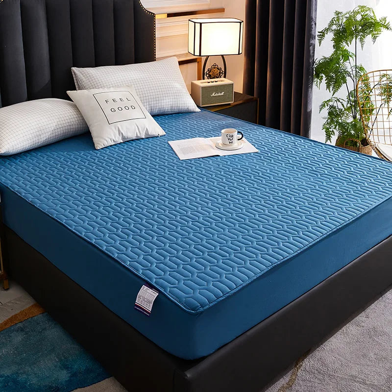 Waterproof Thick Quilted Mattress Cover — Latex Pad, Skin-Friendly Fitted Sheet Protector, 150/160/180x200cm