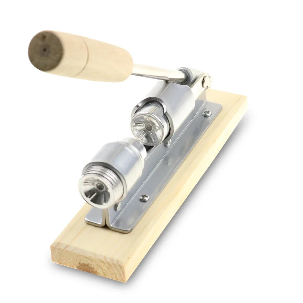 Stainless Steel Nut Cracker - Manual Mechanical Sheller for Walnuts, Fast Opener Kitchen Tool for Fruits & Vegetables