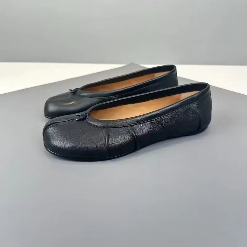 Women’s Luxury PU Leather Tabi Flats – Handmade Split-Toe Mule Shoes, Fashion High-Quality Designer Slip-On Footwear