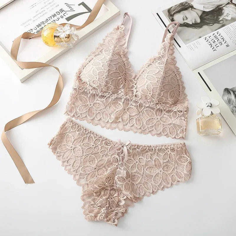 Sexy Lace Lingerie Set – Seamless Wire-Free Bra & Panty with Embroidery Hollow-Out Design