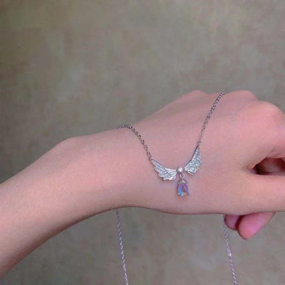 Light Luxury Angel Wings Necklace – Moonstone Pendant Collarbone Jewelry for Women