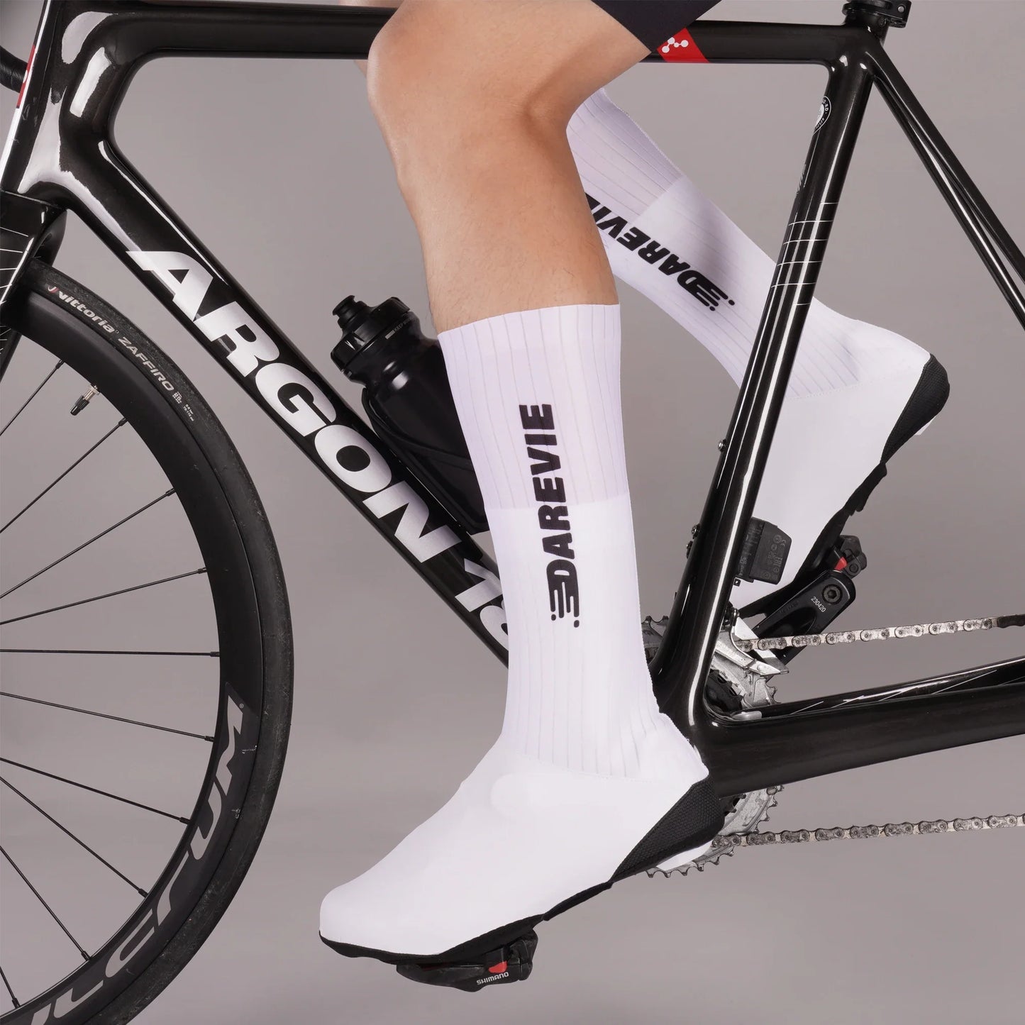 DAREVIE AERO Cycling Shoe Covers — Waterproof, Anti-Slip & Windproof Overshoes for Bikes