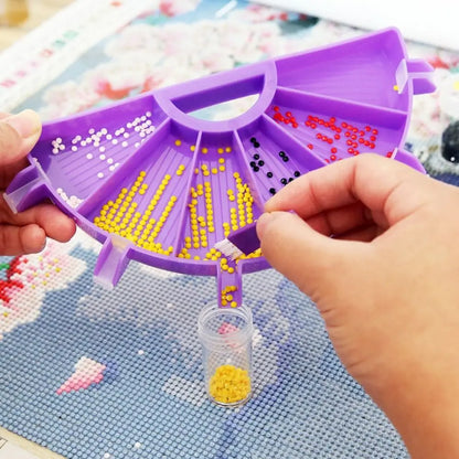 6-Grid Diamond Painting Tray Kit – Large Capacity Drill Plate, Beading Plate, and Cross Stitch Tools with Diamond Painting Pen