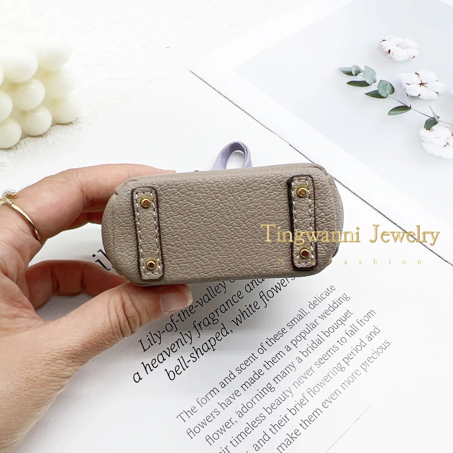 Mini Bag Keychain Pendant — Small Earphone Case & Accessory for H Family, Decorative Gift