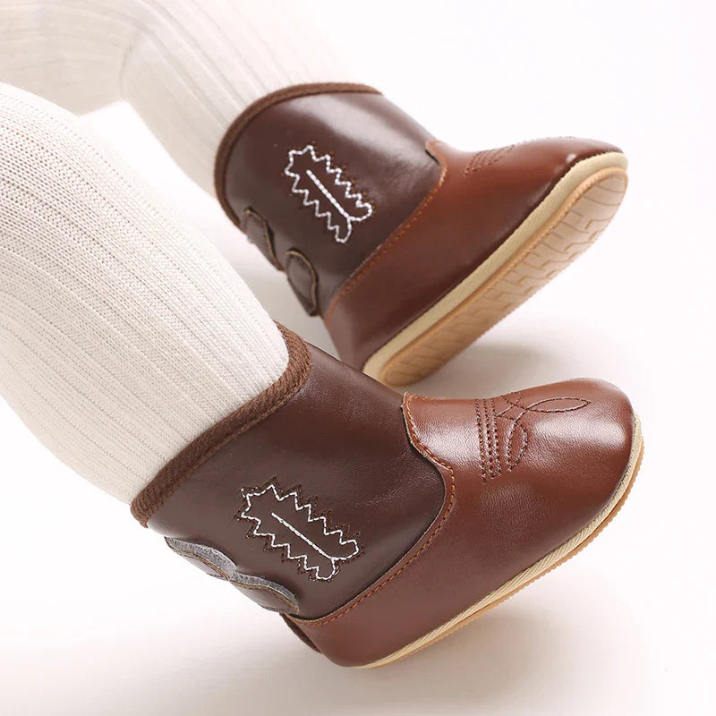 Autumn Embroidered Denim Boots for Newborns – Ethnic Style Soft Soled First Walking Shoes