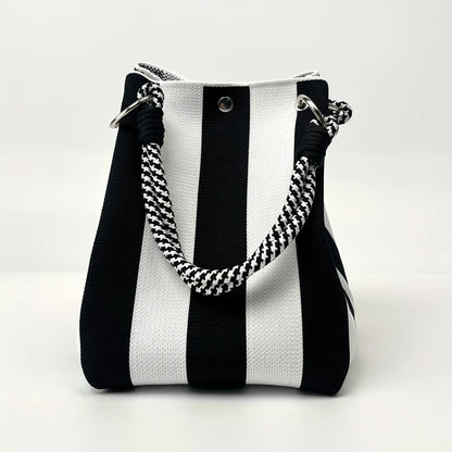 2025 Retro Floral Knitted Handbag – Mixed-Color Tote Bag with Safety Clasp Closure