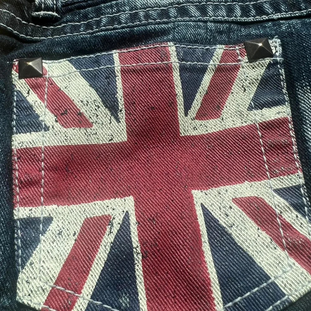 Y2K Retro British Flag Graphic Print Mini Shorts — Harajuku Gyaru Goth Slim Fit Low Rise Denim Shorts for Women