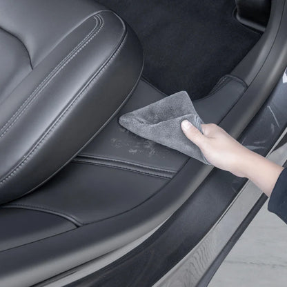 2Pcs Rear Door Sill Anti-Kick Pads for Tesla Model Y – Suede Trample-Resistant Protective Pads