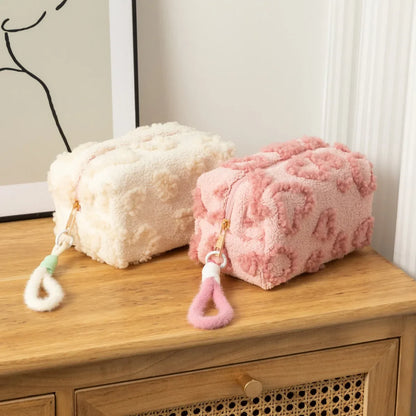 Ins Sweet Plush Makeup Bag – Large Capacity Cute Cosmetic & Toiletries Storage, Portable Travel Bag
