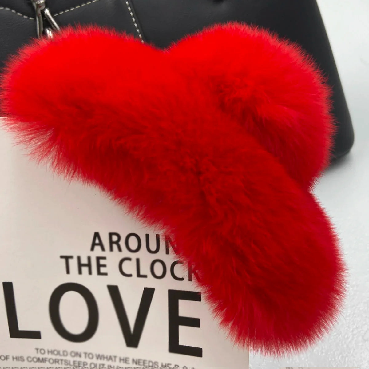 Winter Fuzzy Hair Claw for Women – Warm Fluffy Natural Rex Rabbit Fur Hair Clip, Elegant Fashion Party Accessory