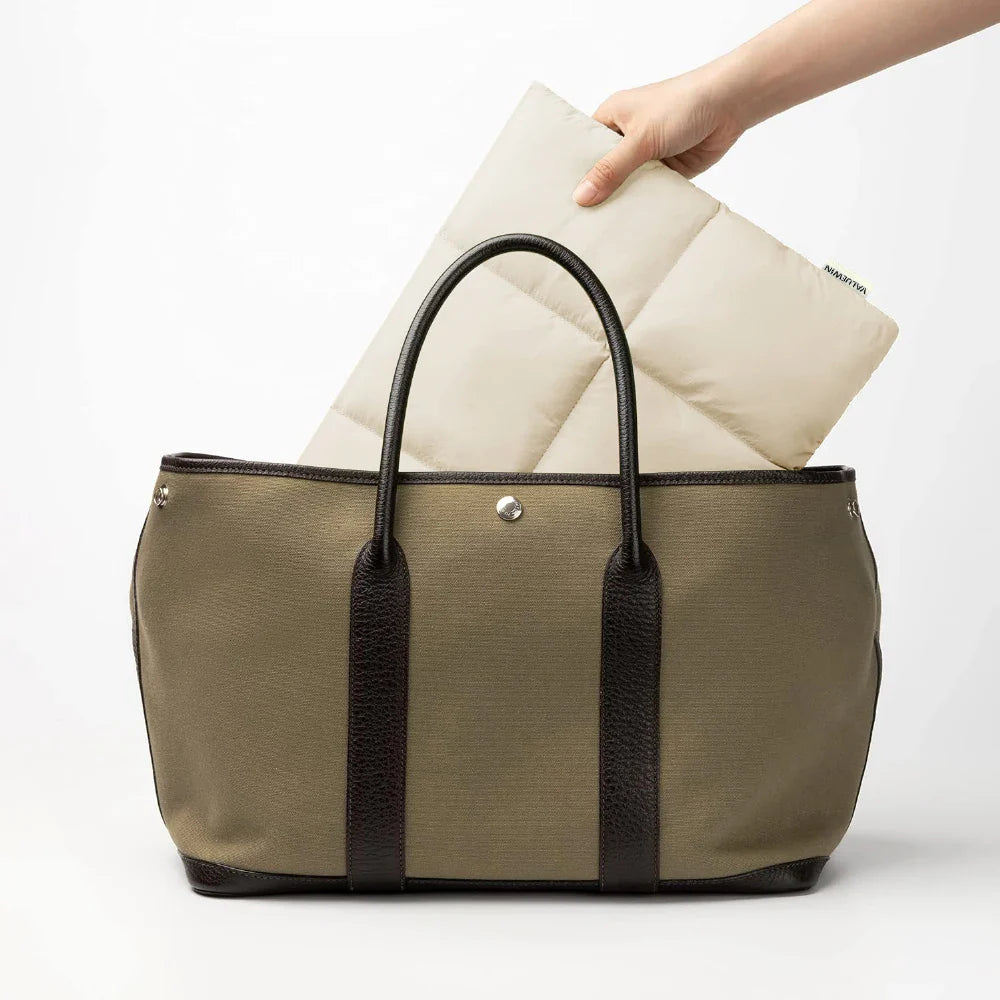 Comfy Puffy Laptop Bag 13-15 Inch — Shockproof, Ultra-Light Fluffy Notebook Sleeve for MacBook Air, Xiaomi, HP