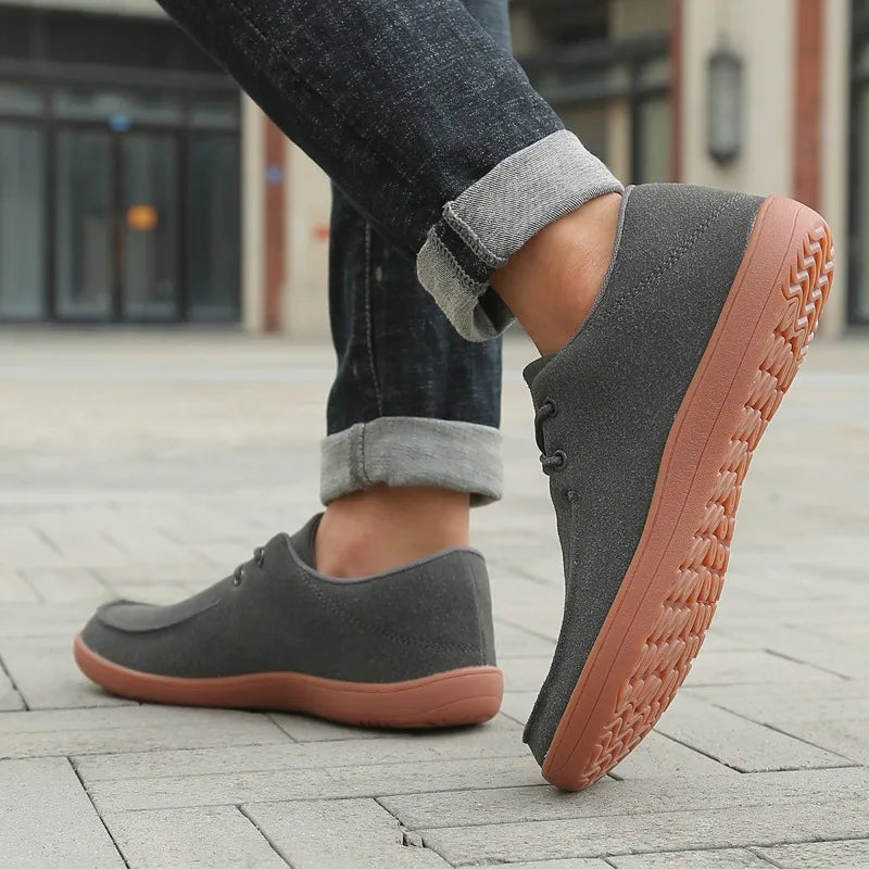 High-Quality Wide Barefoot Non-Slip Casual Walking Shoes – Comfortable Classic Fashion Men’s Sneakers, Plus Size 46