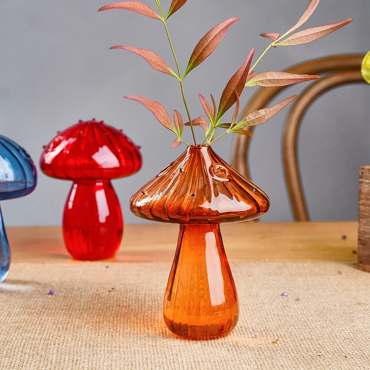 Colourful Mushroom Vase, Creative Hydroponic Transparent Glass Aromatherapy Vase, Living Room and Dining Room Desktop Art Decoration