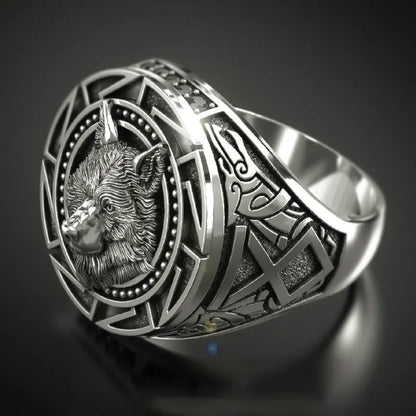 Men's Vintage Wolf Totem Ring – Nordic Viking Warrior Wolf Head, Bold Fashion Jewelry