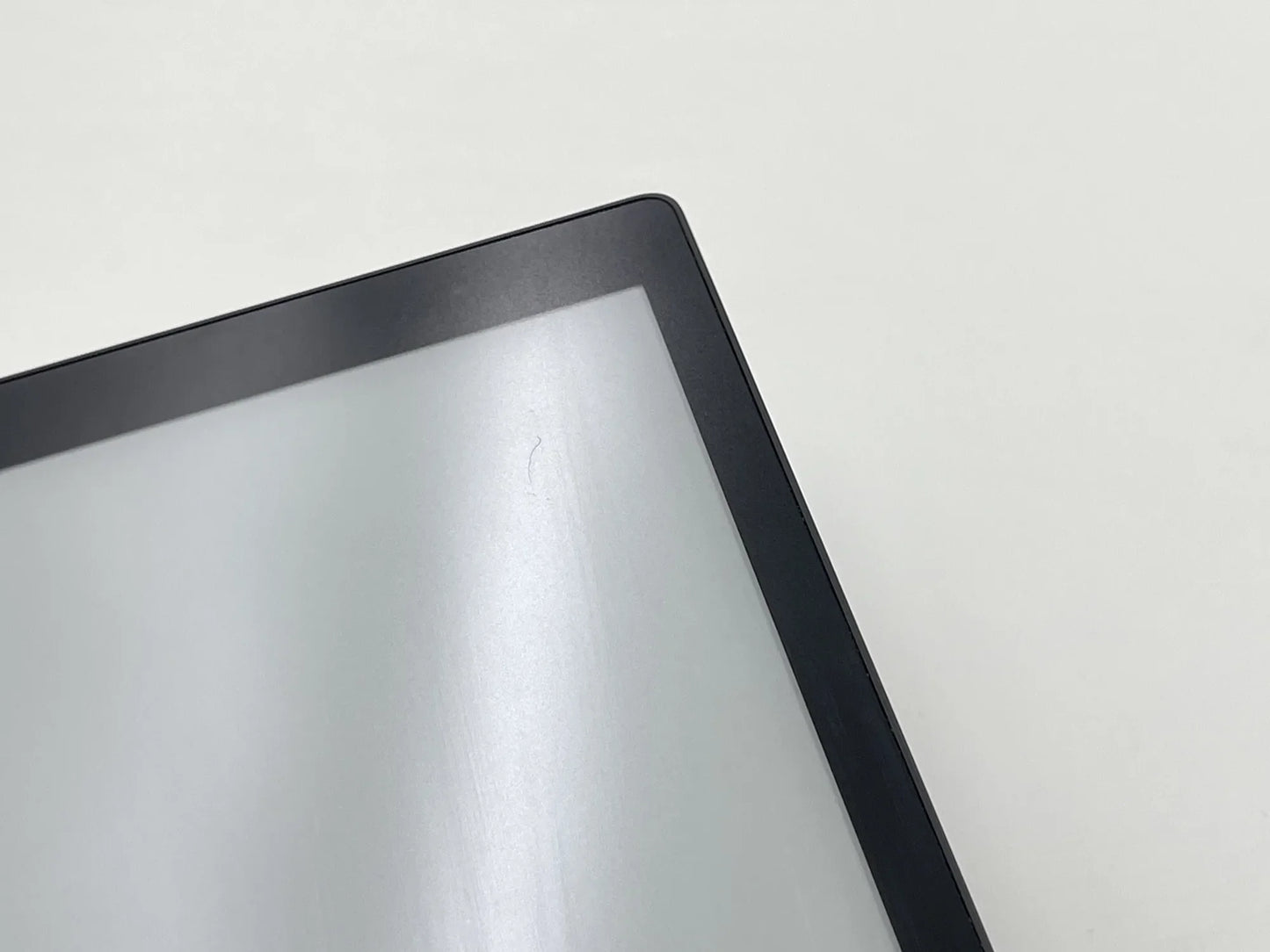KOBO Aura One 7.8" E-Reader | 300PPI HD Carta E-Ink, IPX8 Waterproof, 8GB WIFI, Two-Color Light