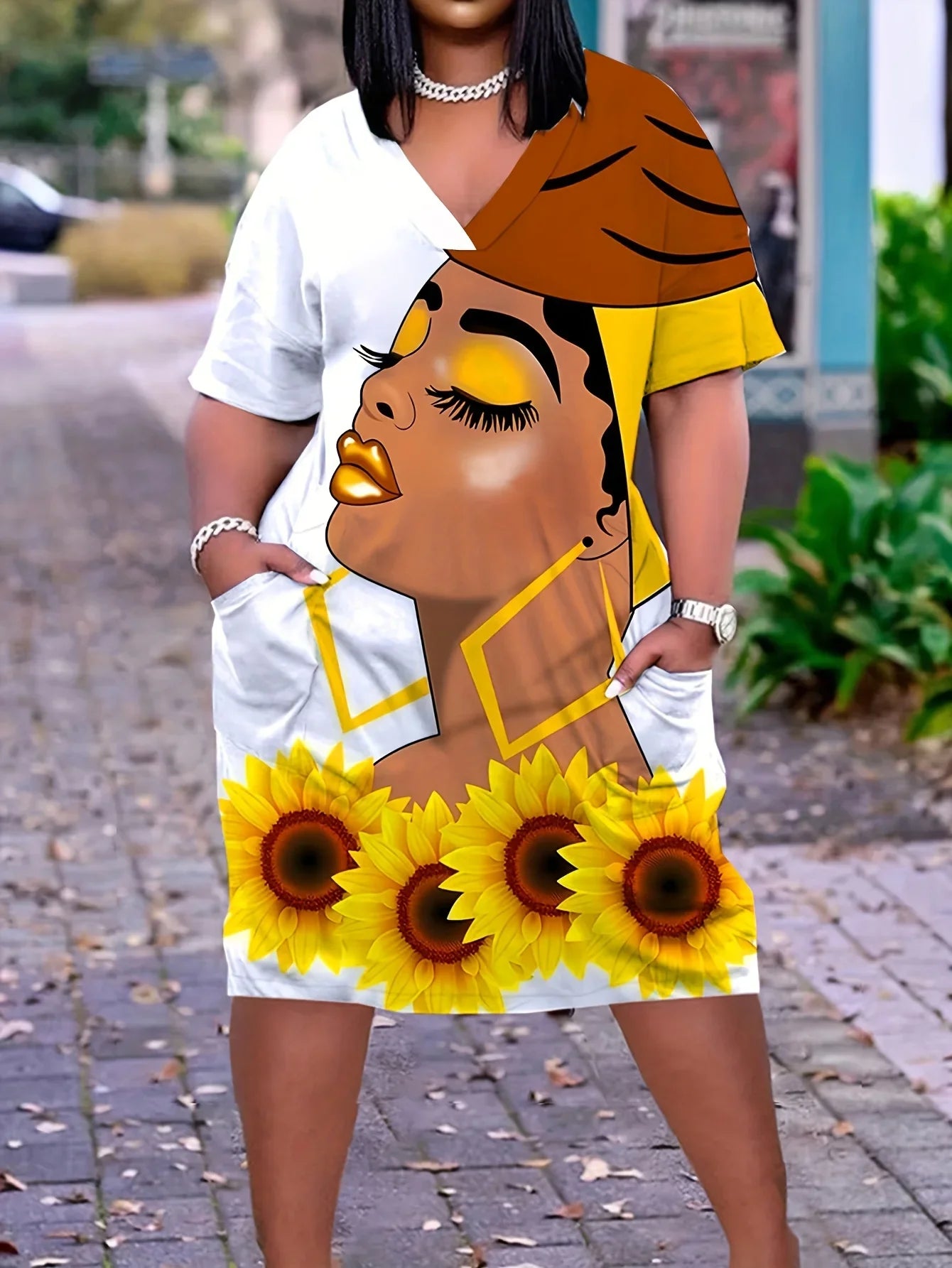 Plus Size Women’s Cartoon & Floral Print Dress – Casual V-Neck Short Sleeve Spring & Summer Outfit