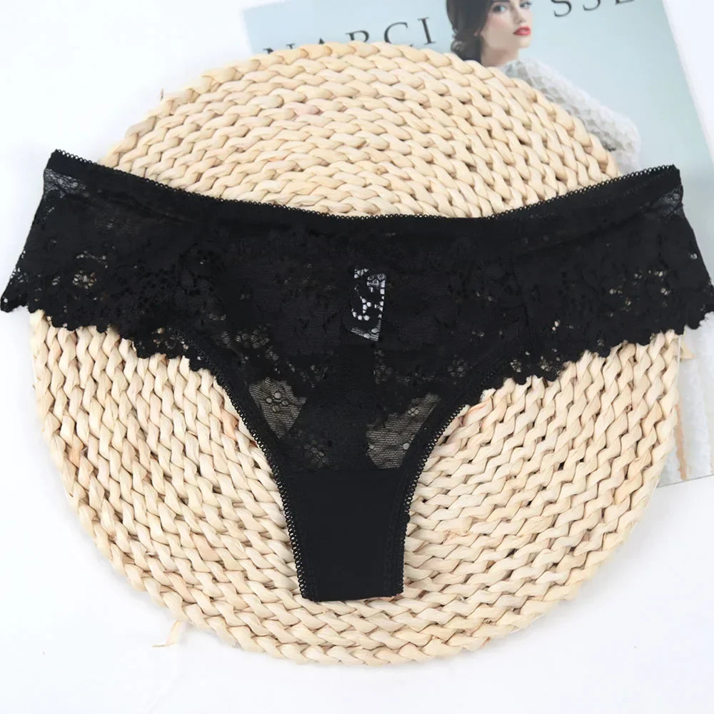 Women’s Black Lace Briefs – Sexy Hollow-Out Floral Low-Waist Panties, Breathable Lingerie Underwear