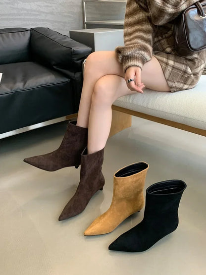 Eilyken Vintage Pointed Toe Ankle Boots – Women's Low Heel Designer Shoes for Autumn & Winter