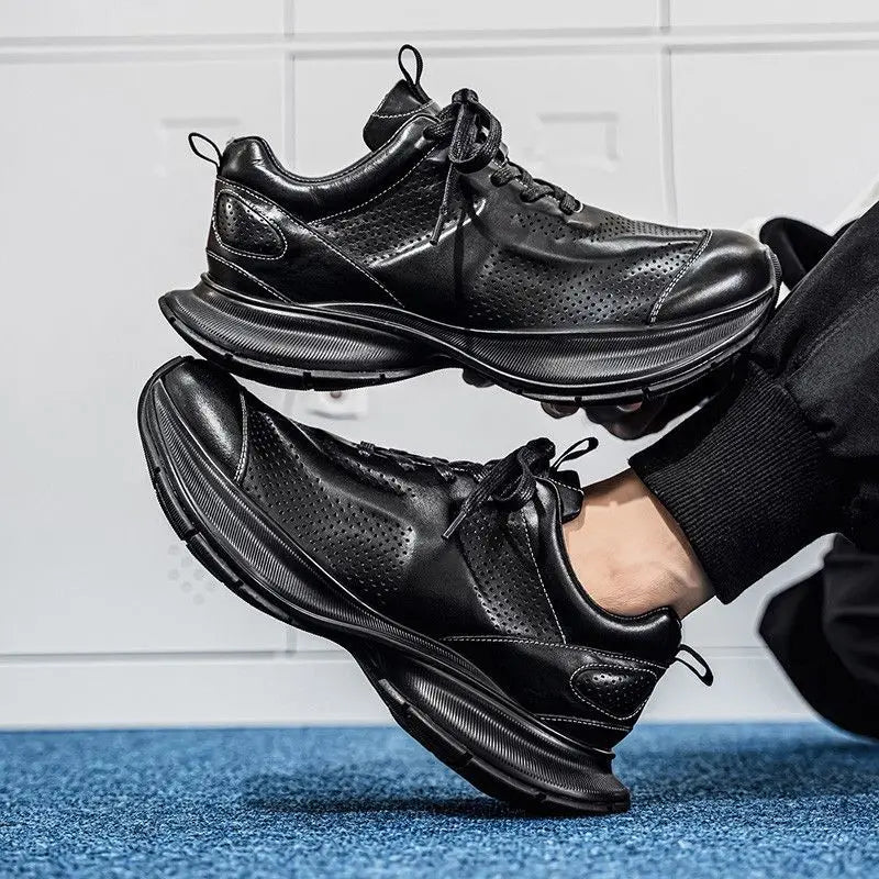 British Style Men's Leather Casual Shoes - Lightweight Retro Outdoor Sneakers for Winter & Everyday Wear