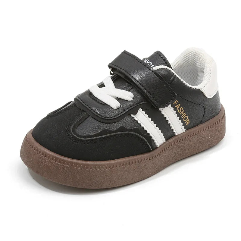 Spring & Autumn Kids Sport Training Shoes – Fashion Sneakers for Boys & Girls | Soft Soled, Casual Skate Shoes (Ages 4-6)