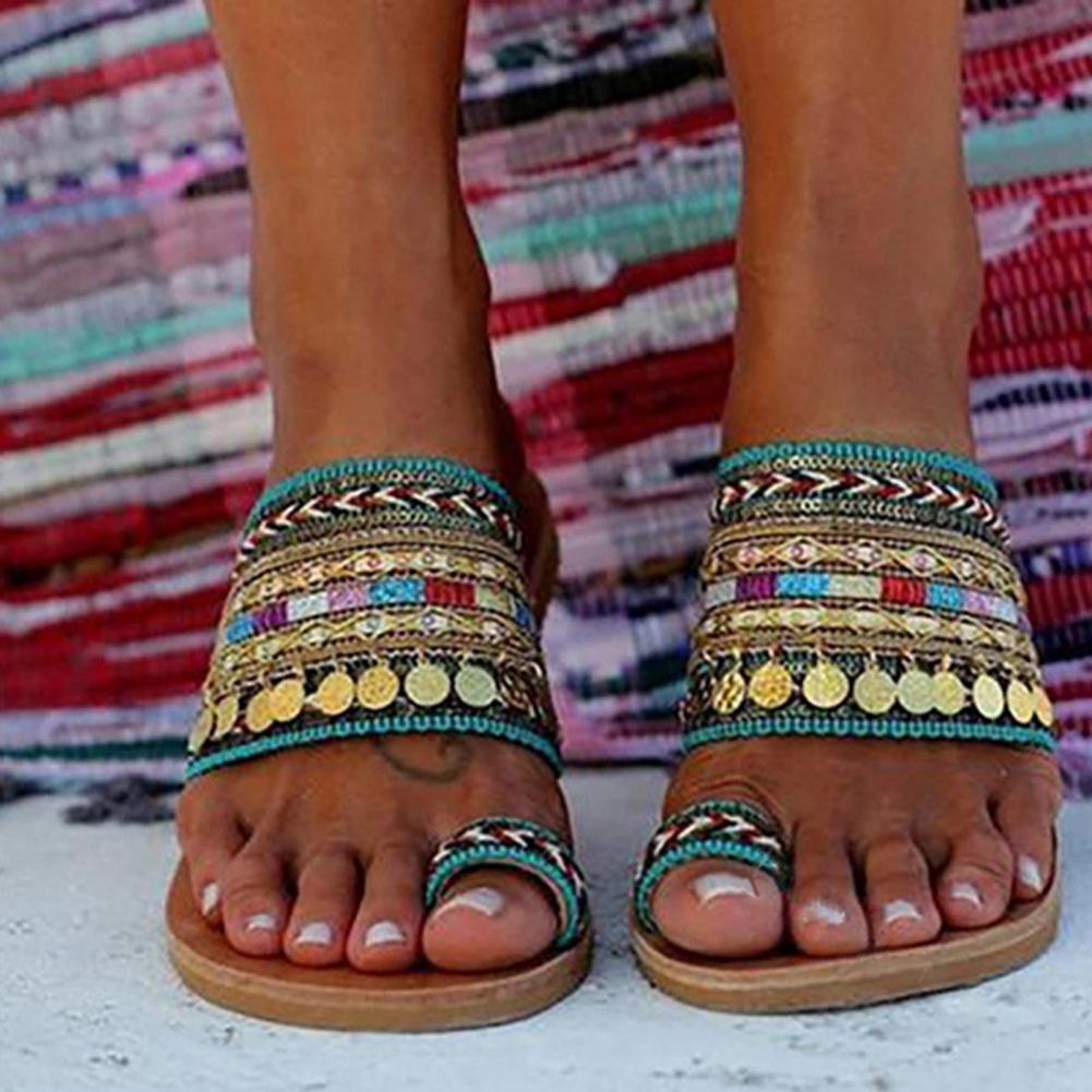 Stylish Women’s Bohemian Tassel Flip Flops – Trendy Knitted Sandals with Toe Ring Clip