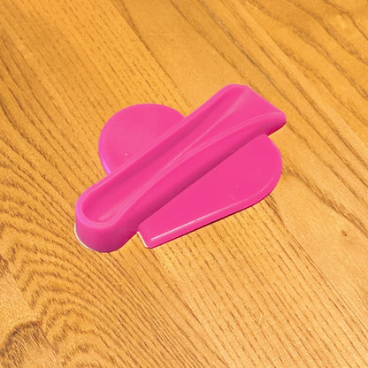 Flexible TPU Heart Lipstick Clip – Anti-Slip Reusable Holder for Lip Balm & Phone Case, Eco-Friendly Skin-Safe Jewelry Gift