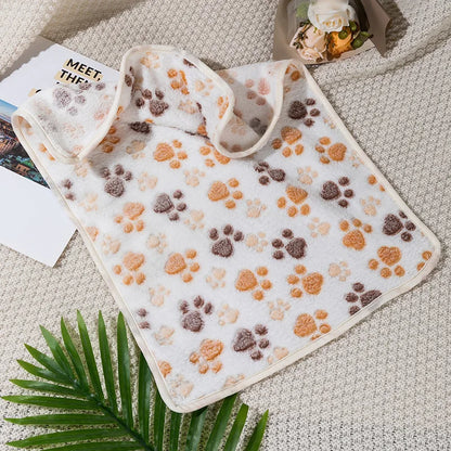 Soft Sleep Mat for Small Pets – Plush Bed Blanket for Hamsters, Puppies, Kittens, Rabbits & Guinea Pigs