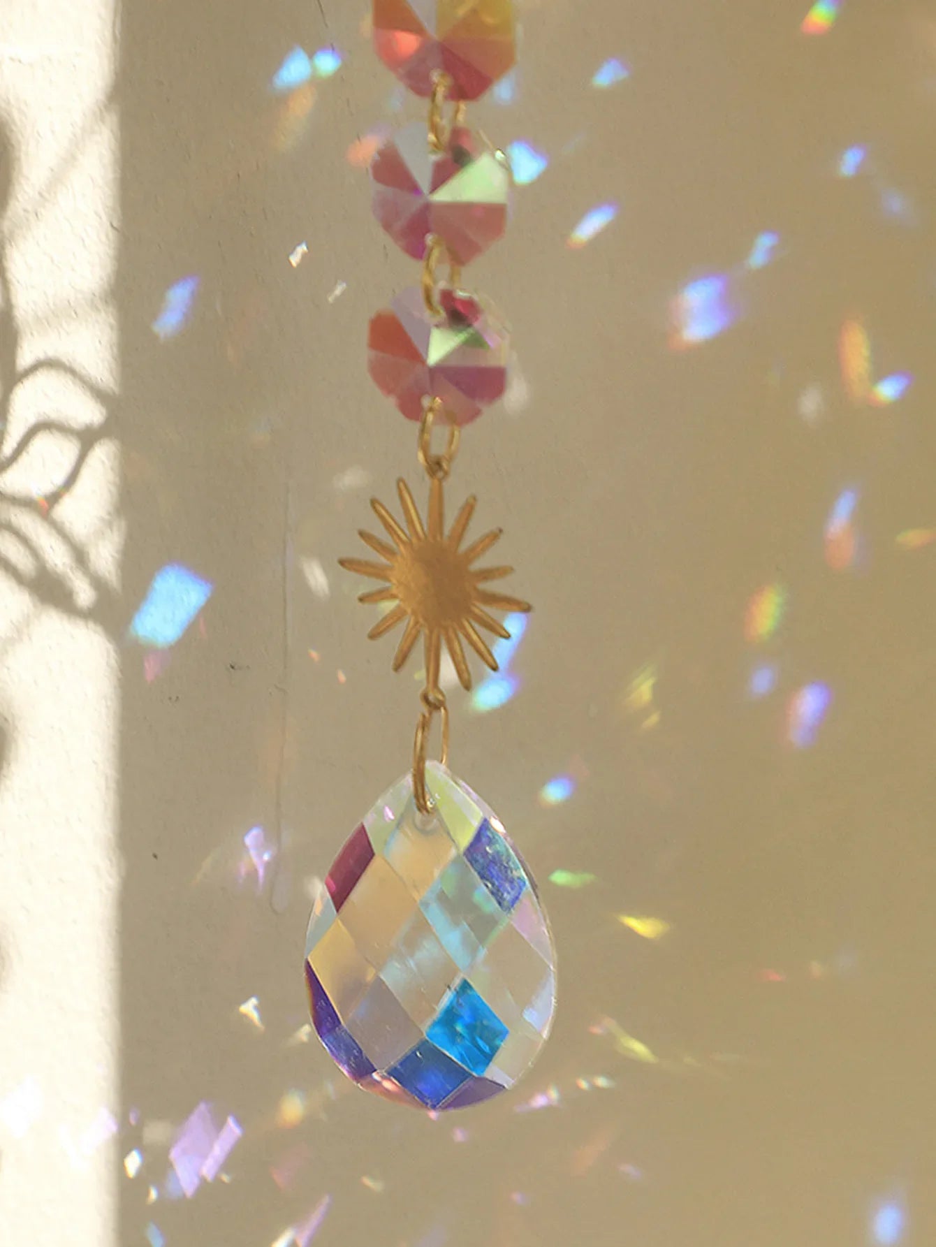 Golden Lotus AB Crystal Suncatcher Pendant – Colorful Water Drop Decoration for Gardening Crafts and Home