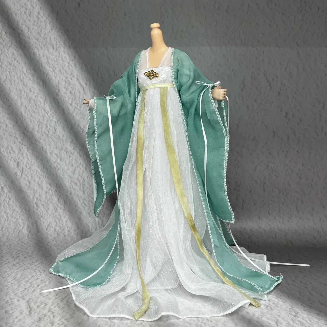 30cm 1/6 Scale Female Soldier Doll Outfit – Ancient Style Hanfu Cloak Suit for 12-Inch Action Figures, Toy Gift