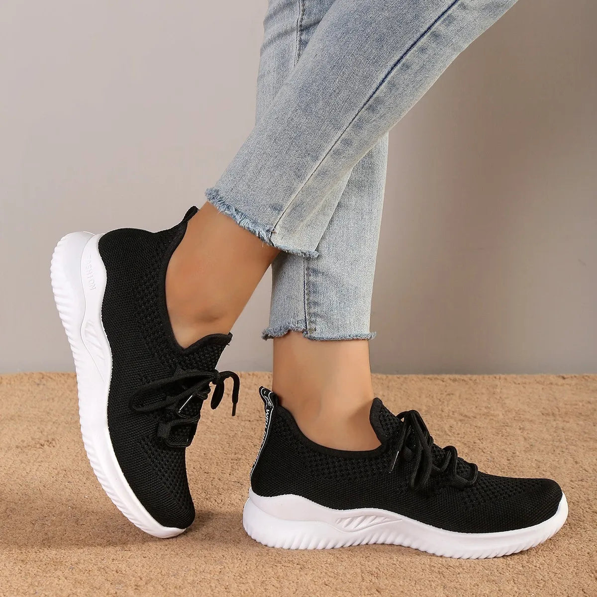 Women’s Fashion Lace-Up Mesh Sneakers – Breathable Outdoor Walking Shoes with Non-Slip Thick Sole, Round Toe, White Tennis Shoes