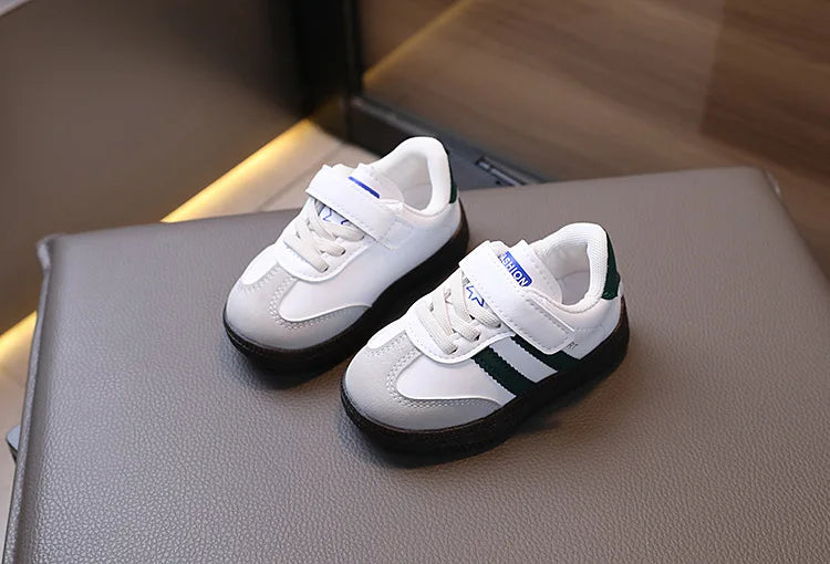 Toddler & Kids White Sneakers — Fashionable Non-Slip Walking Shoes for Boys & Girls, Breathable Outdoor Sport Casual Shoes