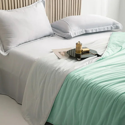 High-Quality Cooling Blanket – Smooth Air-Conditioning Comforter, Lightweight Summer Quilt with Double-Sided Cooling Fabric