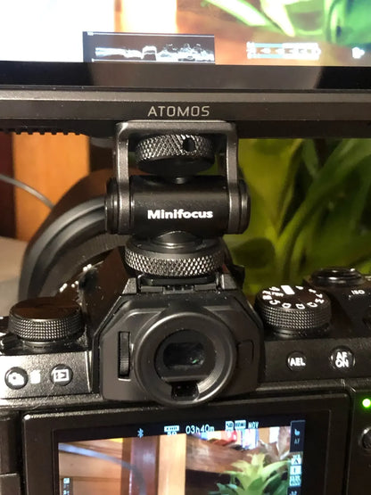 Minifocus Monitor Holder Cold Shoe Mount for Camera, 180° Tilt Adjustable Bracket for Field Monitors, Microphone, Hot Shoe