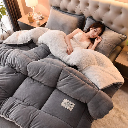 Lamb Fleece Blanket – Thick Double-Sided Velvet Warm Quilt for Winter, Single & Double Bed, Cozy Dormitory Comforter