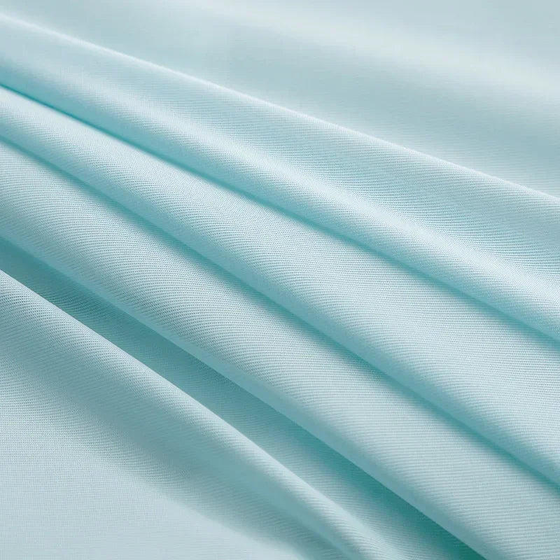 High-Quality Cooling Blanket – Smooth Air-Conditioning Comforter, Lightweight Summer Quilt with Double-Sided Cooling Fabric