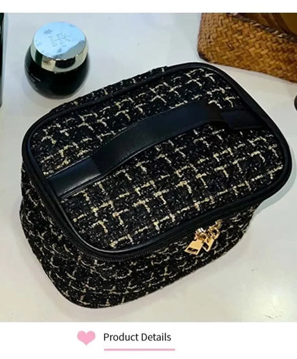 Korean-Style Large Cosmetic Bag – Instagram-Inspired Chanel-Style Ladies’ Handheld Toiletry Organizer