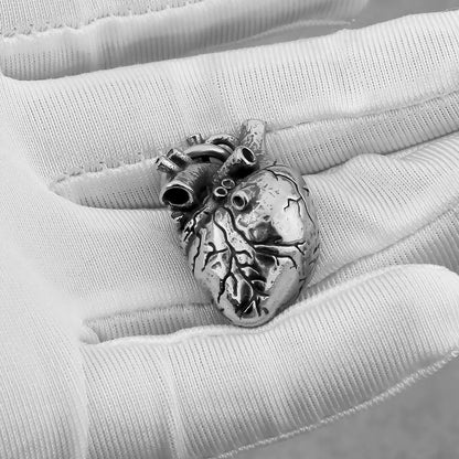 Fashion Minimalist Anatomical Heart Necklace — Unisex Hip Hop Pendant in Vintage Stainless Steel Jewelry