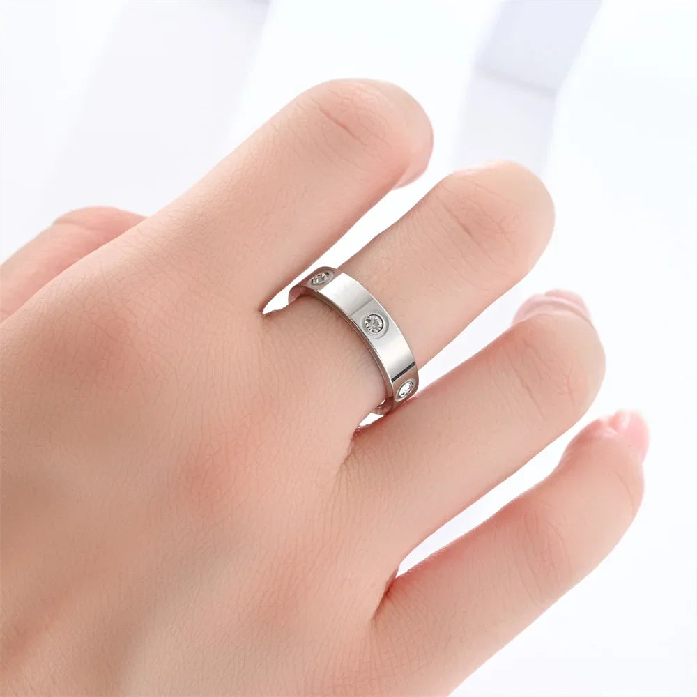 Classic Stainless Steel Diamond Ring — Unisex Fashion Jewelry Gift, Sizes 5-11 for Men & Women