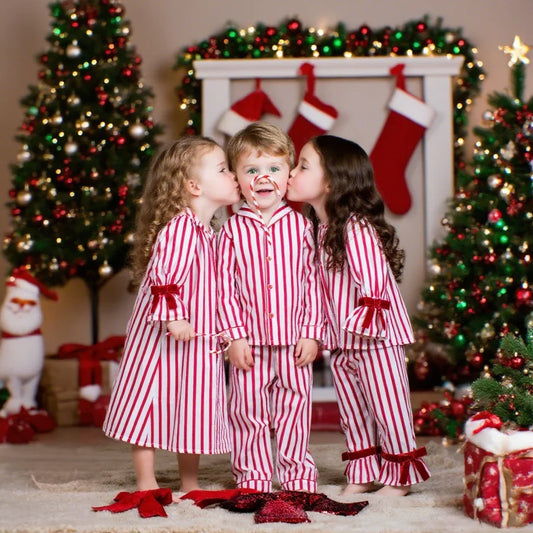 2025 Kids Christmas Pajama Set – Velvet Loungewear Long Sleeve Sleepwear for Boys & Girls