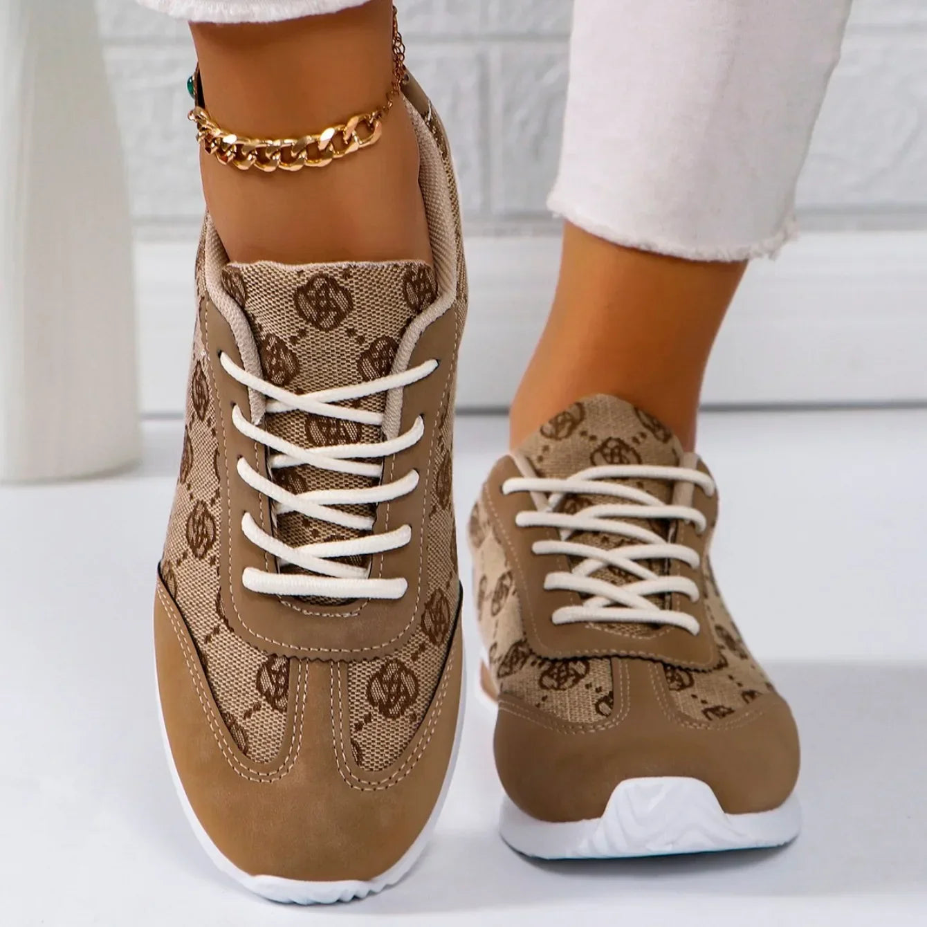 Women’s Thick-Soled Cross Round Head Fashion Shoes – Comfortable, Breathable, Wear-Resistant Casual Footwear (Zapatos De Mujer)