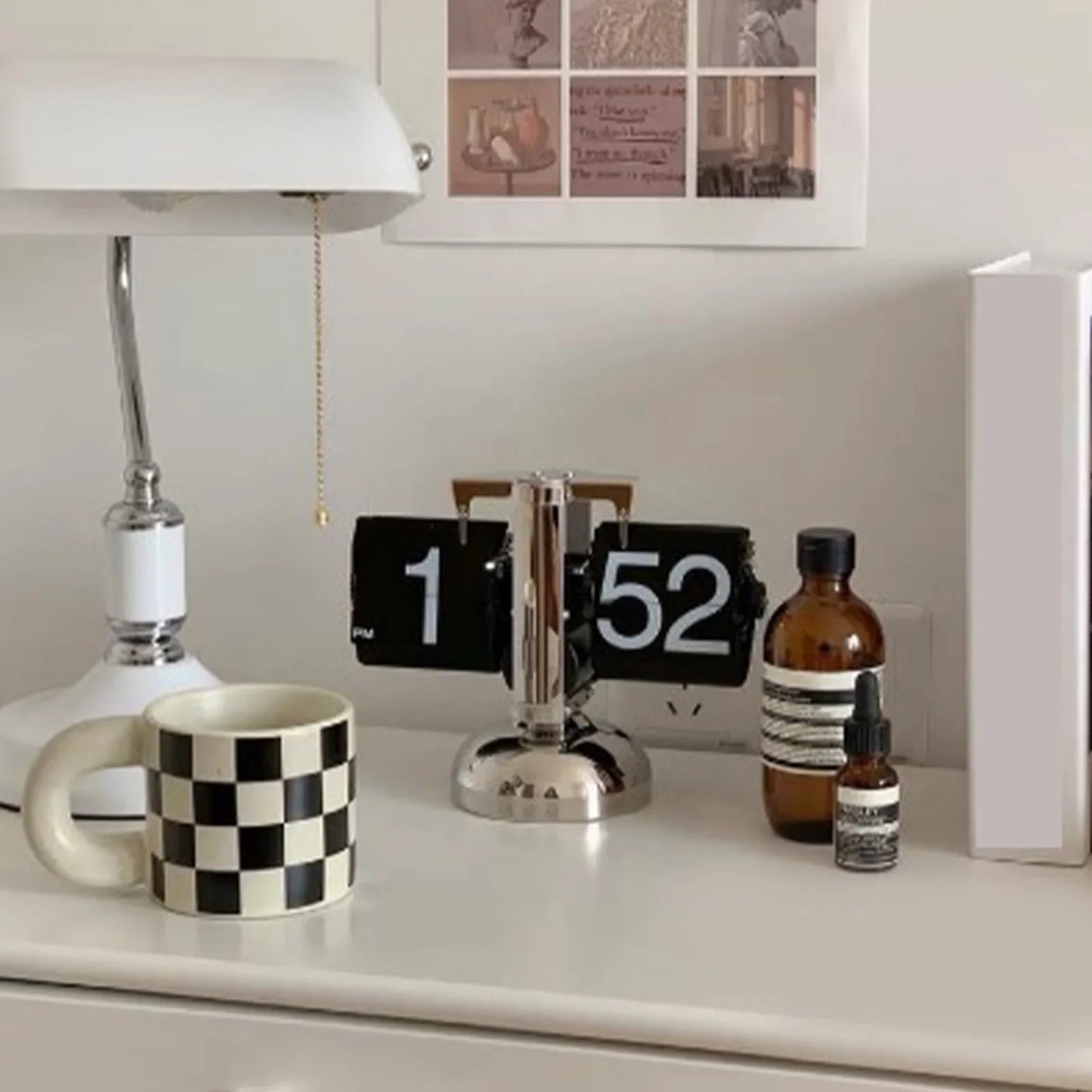 Digital Down Clock – Retro Minimalist Single Foot Mechanical Auto Desk Clock for Home & Living Room