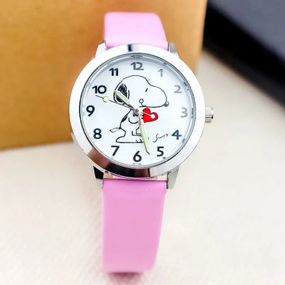 Cute Snoopy Kids Quartz Watch — Kawaii Anime Wristwatch with Colorful Luminous Hands, Fashionable Gift for Boys