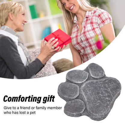 Dog Pawprint Memorial Stone – DIY Lettering Dog Grave Marker Pet Monument for Outdoor Lawn & Patio (15.5x17.5cm)