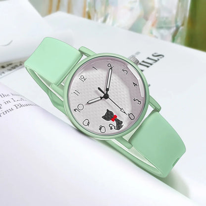 Women’s Casual Quartz Watch – Silicone Strap Wristwatch Gift for Ladies