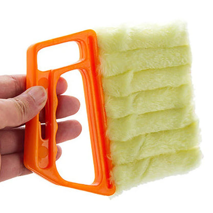 Microfiber Blind Blade Cleaning Cloth and Window Cleaning Brush - Versatile and Washable Cleaner Tool