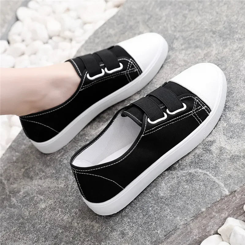 Lady Classic Round Toe White Canvas Shoes | Comfortable Lace-Up Street Sneakers for Students