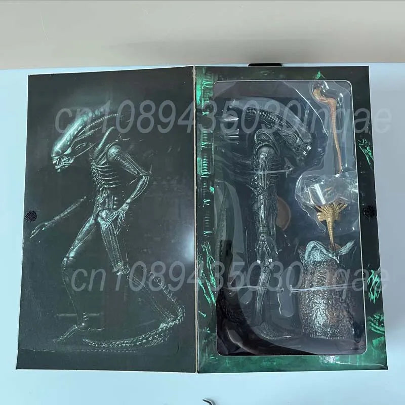 NECA Xenomorph Warrior Figure – Alien vs Predator AVP Big Chap 40th Anniversary Egg Facehugger Action Toy