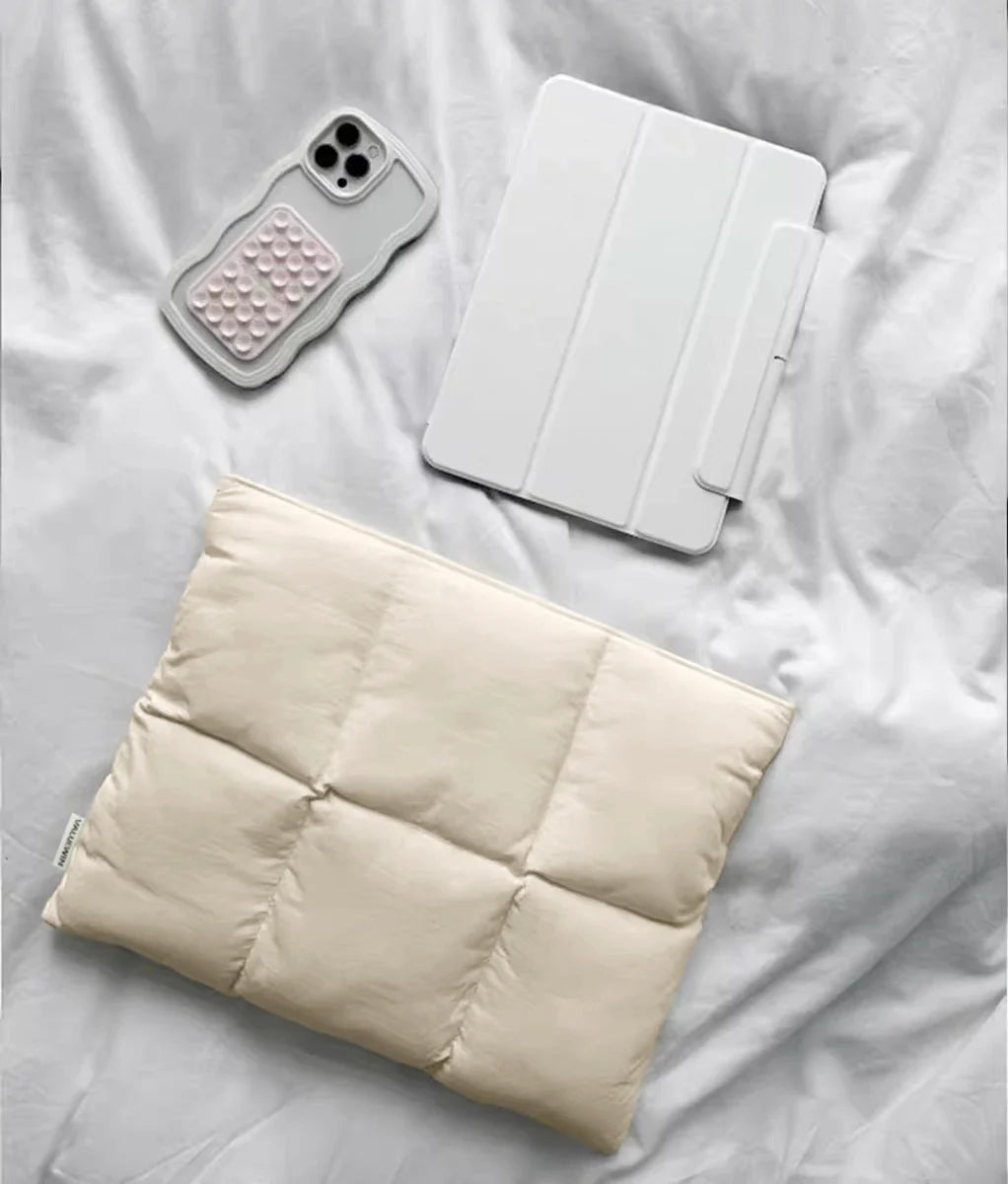 Comfy Puffy Laptop Bag 13-15 Inch — Shockproof, Ultra-Light Fluffy Notebook Sleeve for MacBook Air, Xiaomi, HP